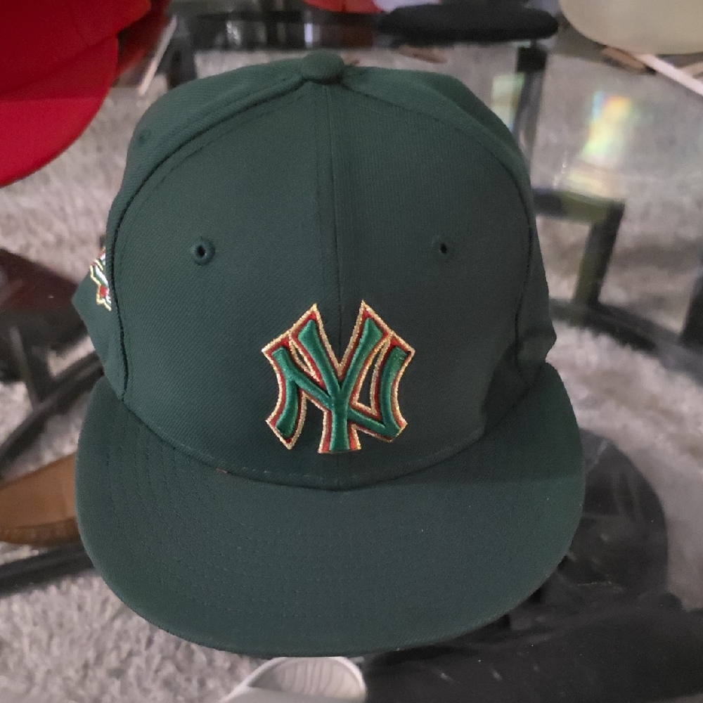 Green Mexican Cinco De Mayo Yankees Baseball Cap with NY Logo 7 3/8 (727)